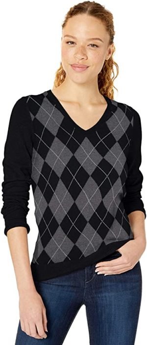 Amazon Essentials Women’s Classic Fit Lightweight Long-Sleeve V-Neck Sweater