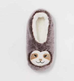 Women’s Sloth Faux Fur Pull-On Slipper Socks – Brown – Target