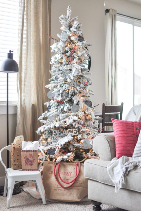25+ Christmas Trees Ideas That Will Unlock Your Creativity - Kat and ...