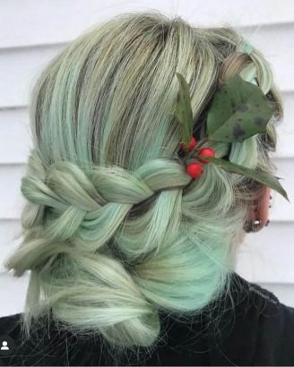 Best Winter Christmas Hair Colors Ideas Winter Green Low Braid