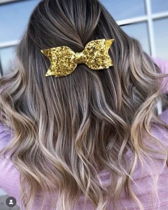 Christmas Inspired Hairstyles and Colors Gold Bow 1