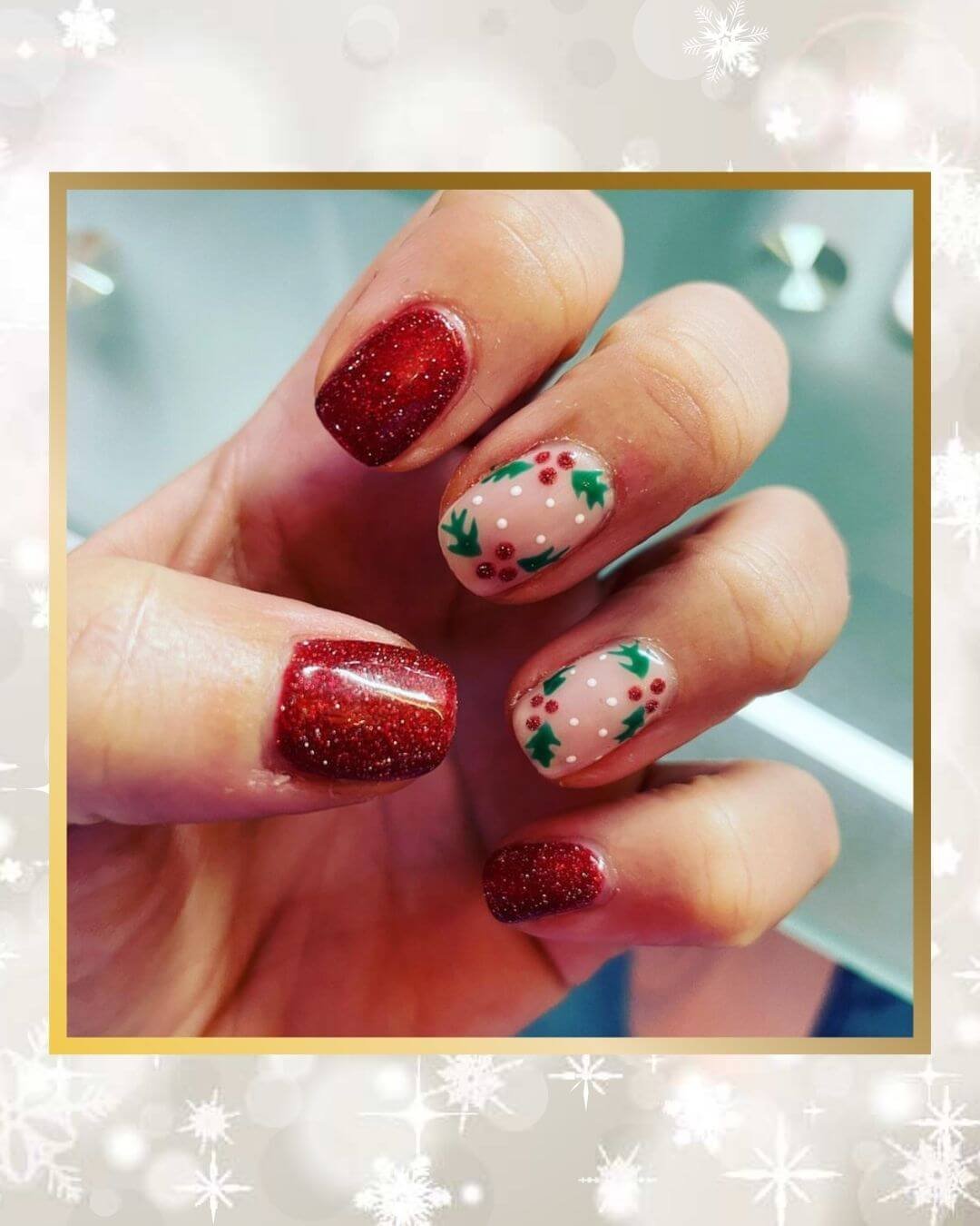 Christmas Nails Design Ideas Mistletoe Sparkle