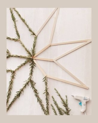 Easy Christmas Decor Ideas Wood and Twigs Star
