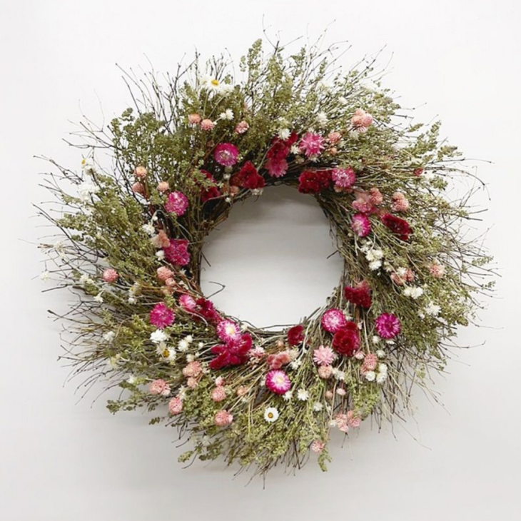 Unique and Stunning 10 Best Natural Dried Spring Wreaths 10