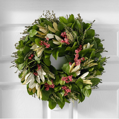 Unique and Stunning 10 Best Natural Dried Spring Wreaths 23